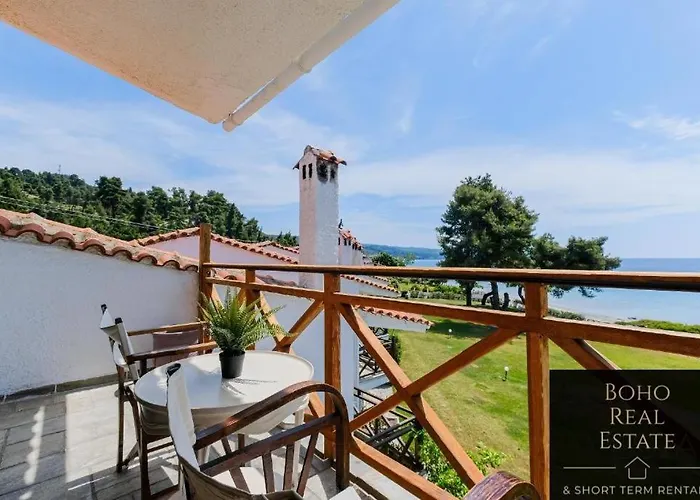 Casa Calma Beachfront 3bdrm Maisonette بيت للعطل *