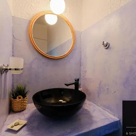 Casa Calma Beachfront 3bdrm Maisonette 別荘 モラ・カリヴァ