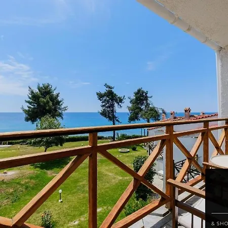 Casa Calma Beachfront 3bdrm Maisonette Мола Калива