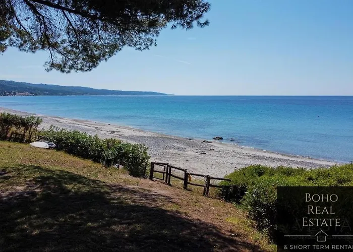 Casa Calma Beachfront 3bdrm Maisonette